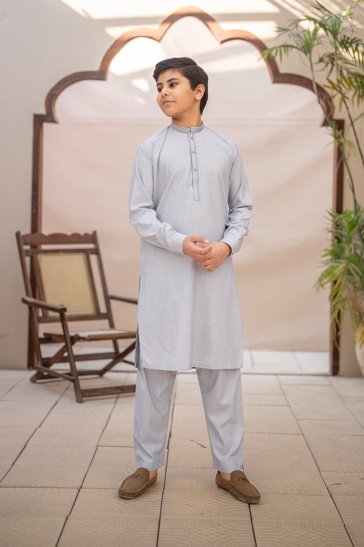 Kids Embroidered Suit 10